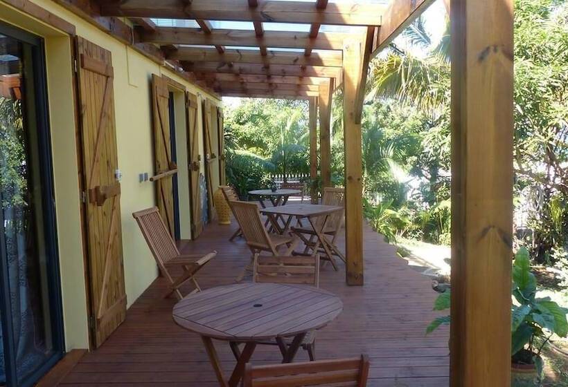 تختخواب و صبحانه Bois De Santal Chambre D Hôtes