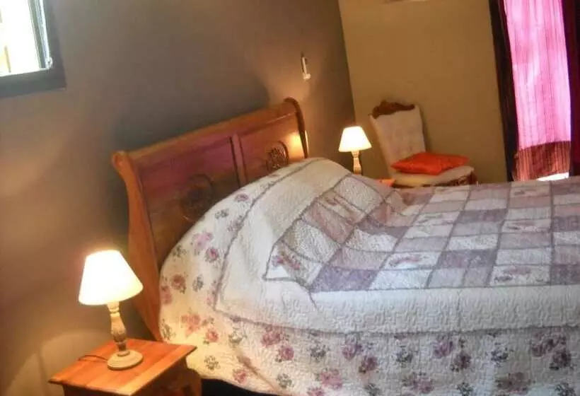 تختخواب و صبحانه Bois De Santal Chambre D Hôtes