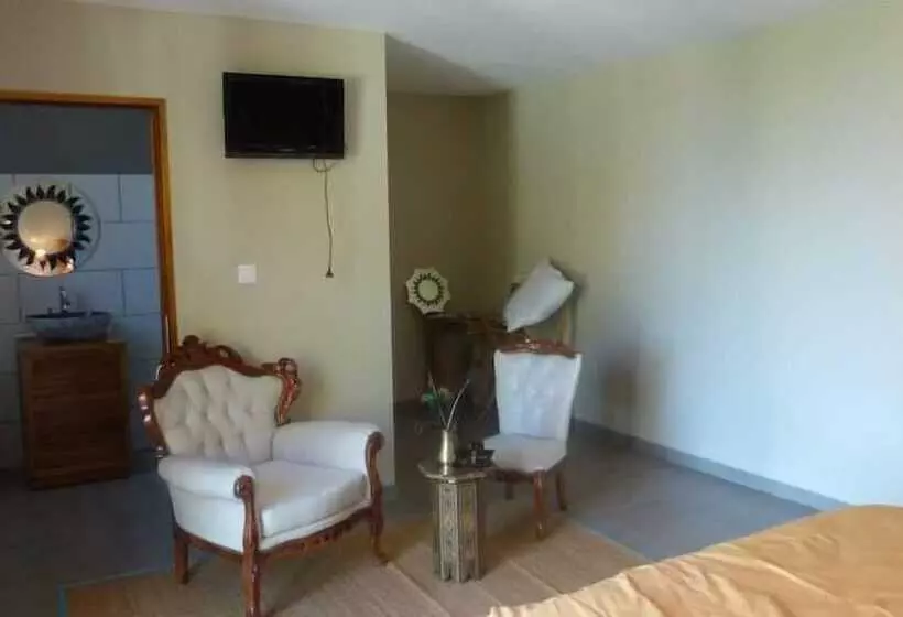 تختخواب و صبحانه Bois De Santal Chambre D Hôtes