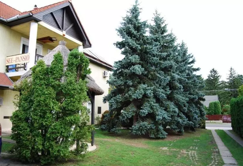تختخواب و صبحانه See Vendégház   Siófok