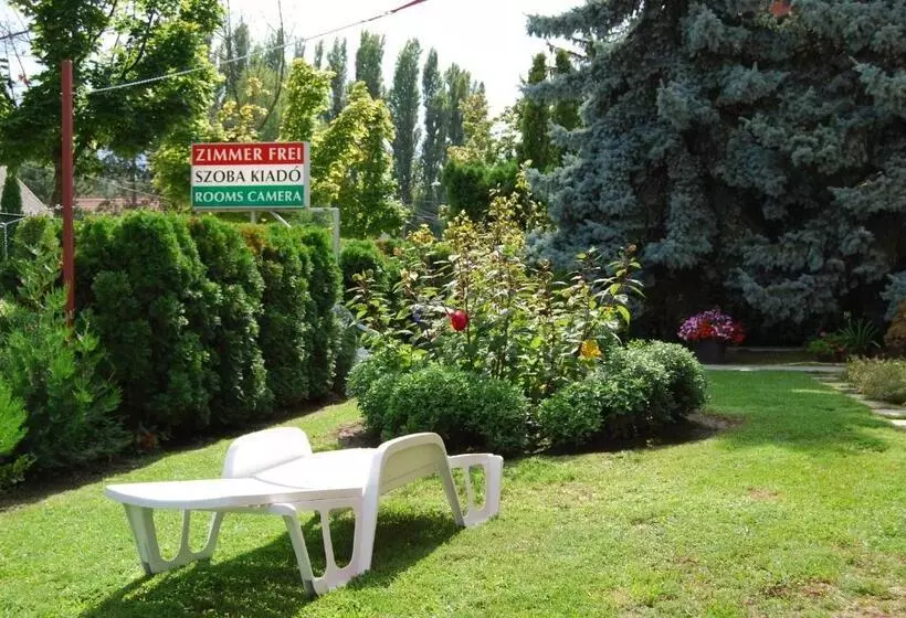 تختخواب و صبحانه See Vendégház   Siófok