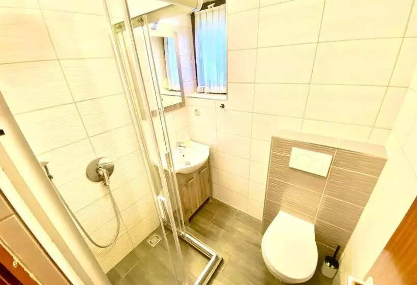 تختخواب و صبحانه See Vendégház   Siófok