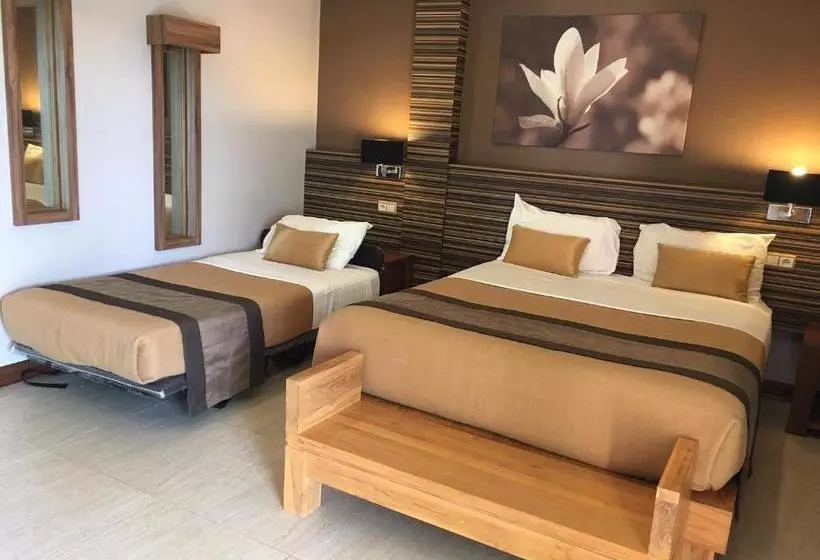 Hotel Colibri