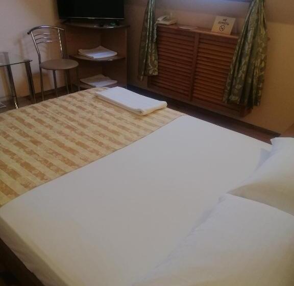 ホテル Gostiniy Dvor Non Stop