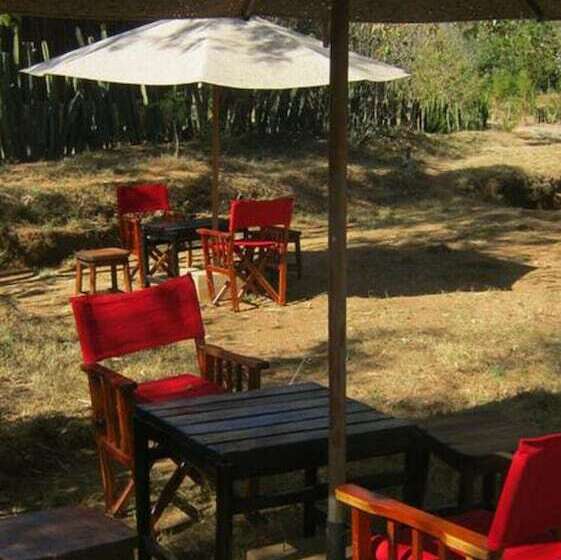 هتل Ngari Hill Guest House & Campsite