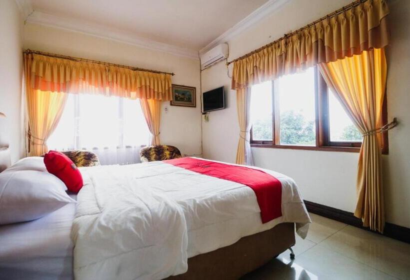 Capital O Hotel Andalus Cibogo Puncak