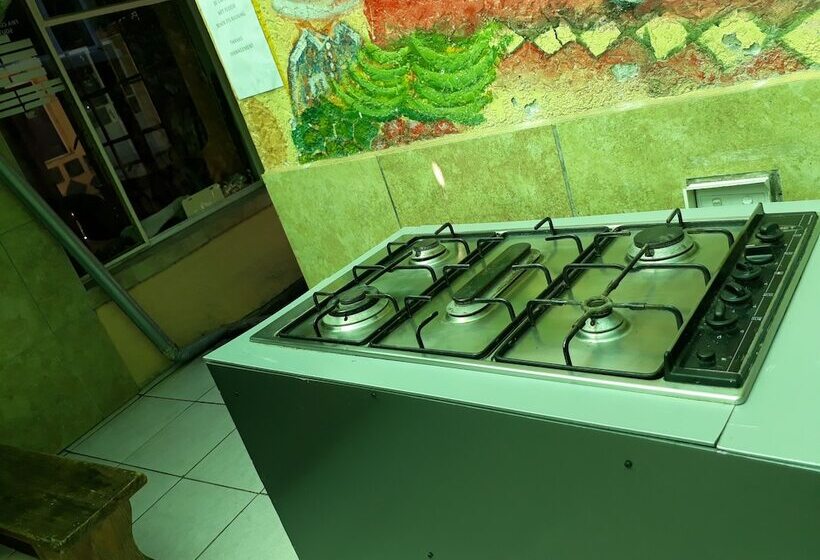 Accoustix Backpackers Hostel