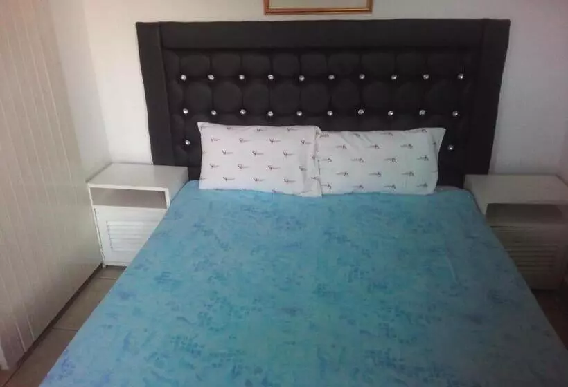 Accoustix Backpackers Hostel
