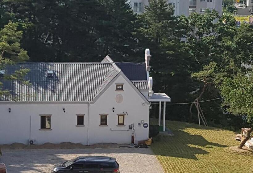 Cămin The Castle Stay