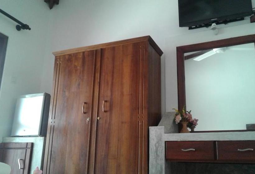 Bed and Breakfast Janus Paradise Rest