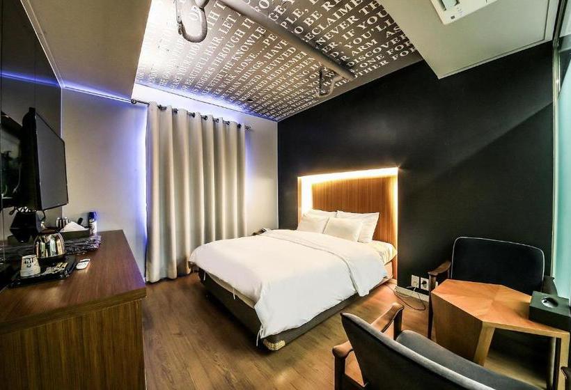 בית מלון כפרי Yeongdeungpo Blvd Ora