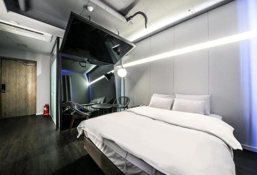 בית מלון כפרי Yeongdeungpo Blvd Ora