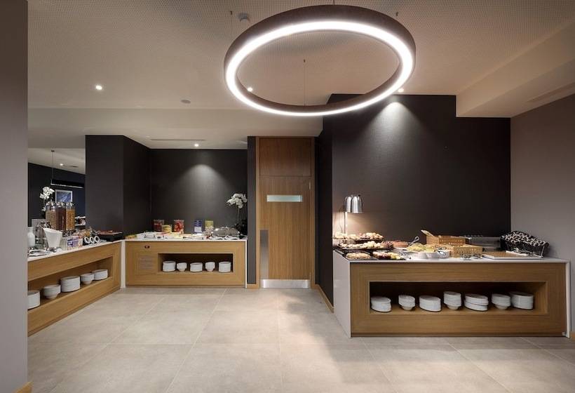 هتل Eurostars Porto Centro