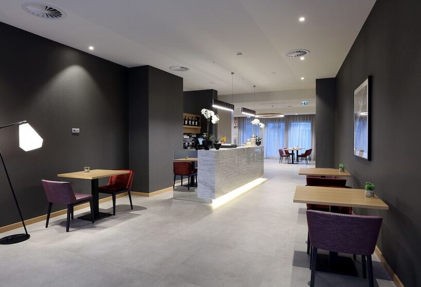 هتل Eurostars Porto Centro