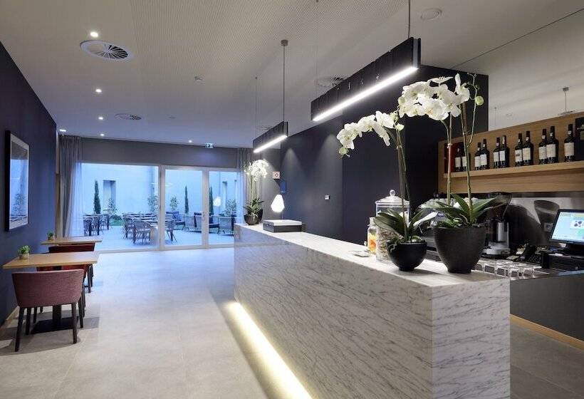 هتل Eurostars Porto Centro