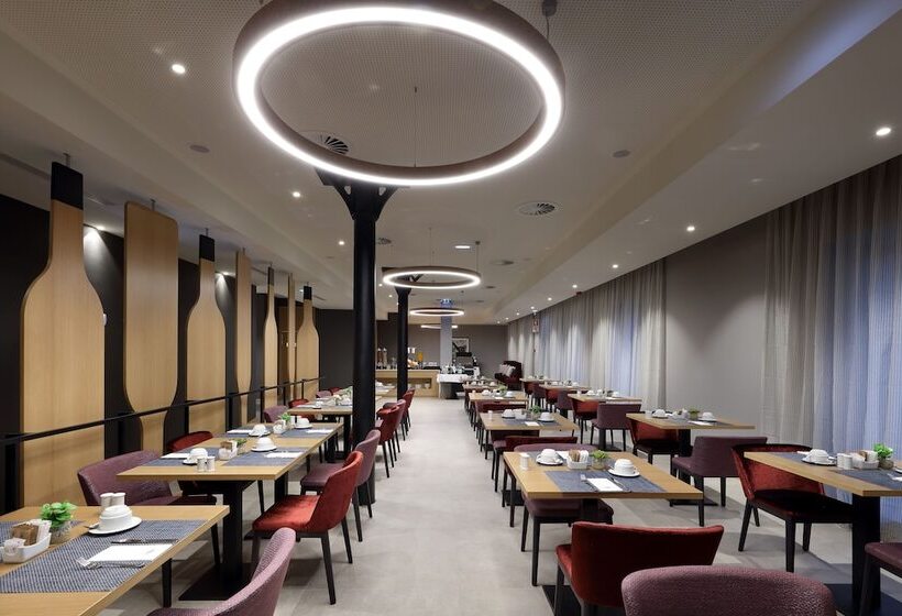 هتل Eurostars Porto Centro