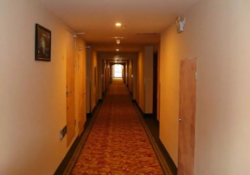 Hotelli Greentree Inn Yancheng North Bus Station Bolian Plaza Business