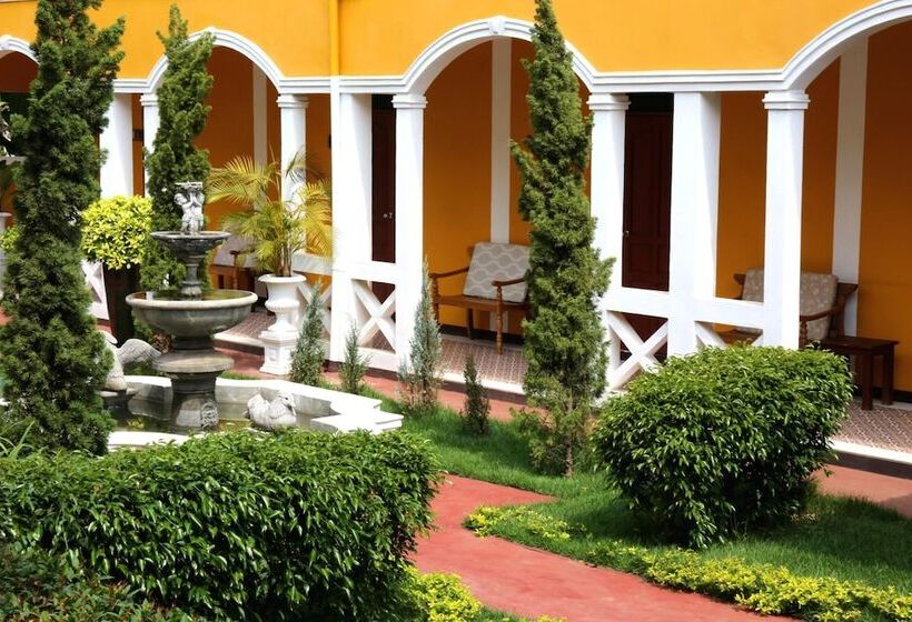 בית מלון כפרי Le Jardin