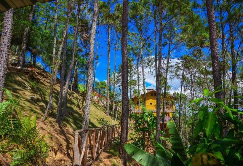 هتل Rancho Tierra Alta