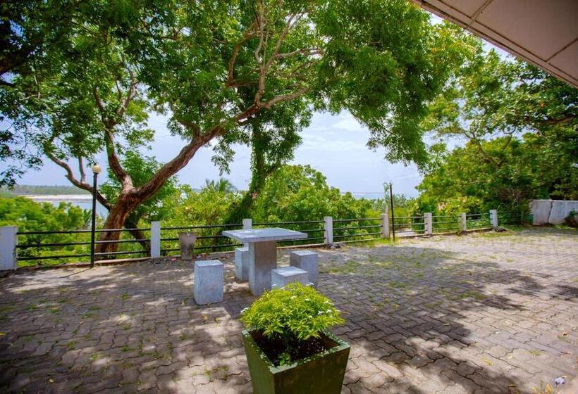 בית מלון כפרי Rest House Hambantota