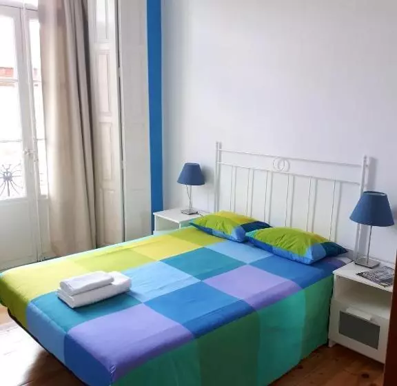Leon Hostel