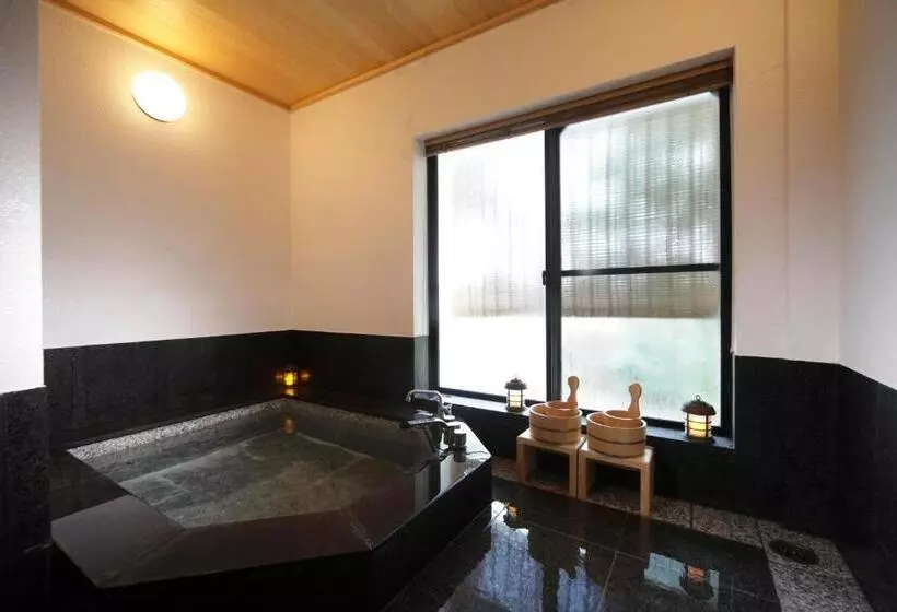 旅館 Auberge Suzukane