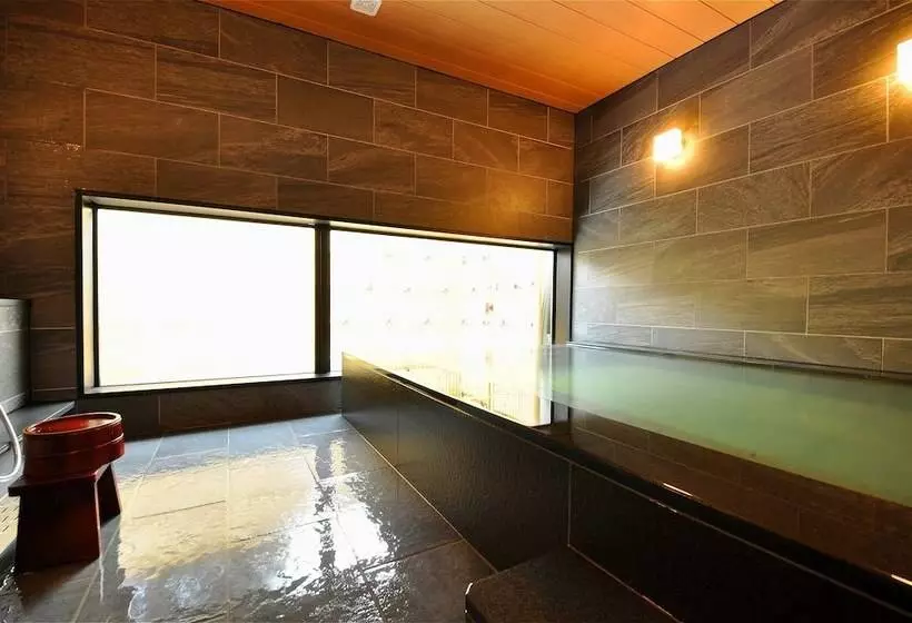 Ryokan Kansuien Kakuraku