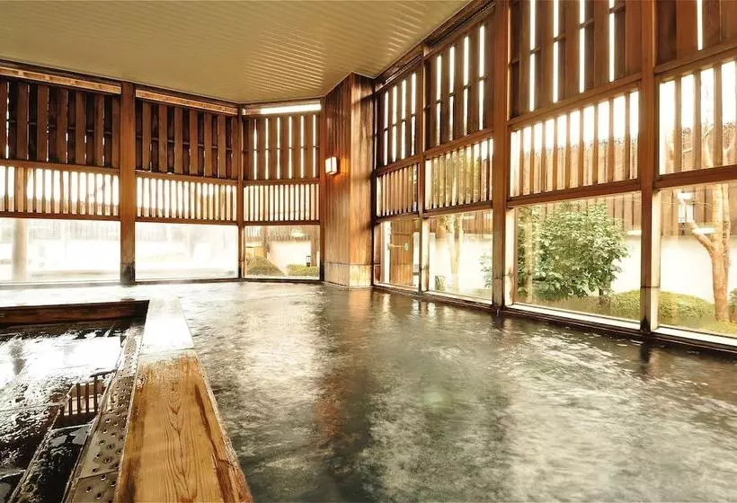 Ryokan Kansuien Kakuraku
