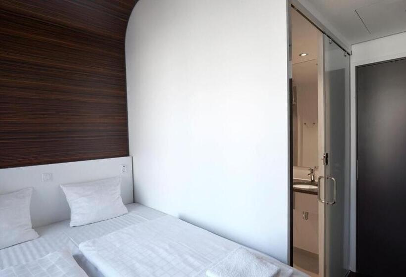 فندق صغير Steel House Copenhagen