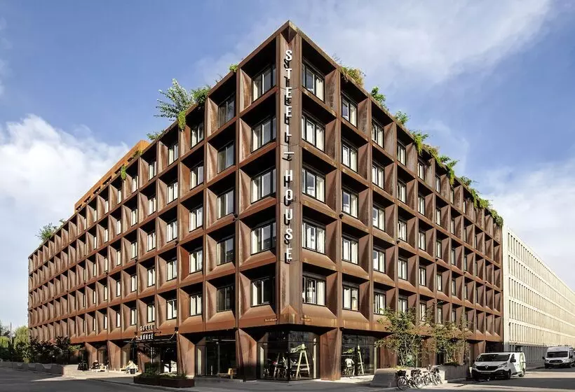 Retkeilymaja Steel House Copenhagen