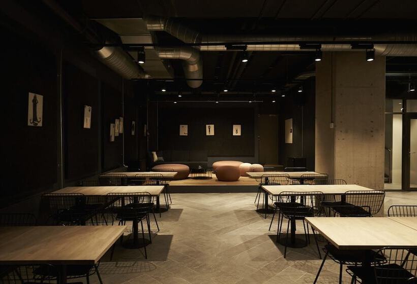 فندق صغير Steel House Copenhagen