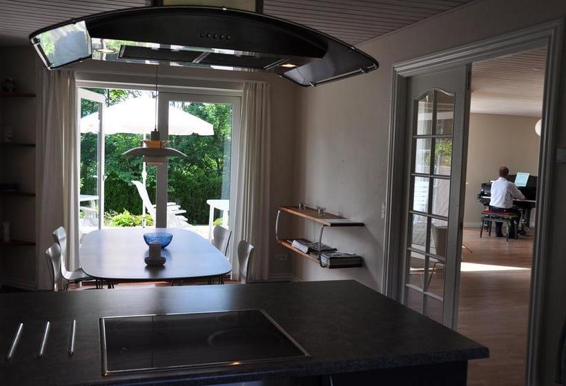 Snehvide Bed & Breakfast