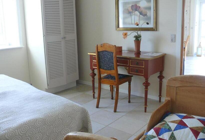 مبيت وإفطار Tiendegaarden Møns Klint