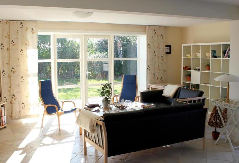 مبيت وإفطار Tiendegaarden Møns Klint