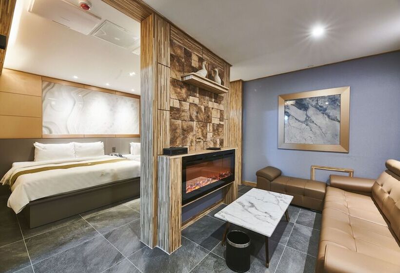 בית מלון כפרי Aura