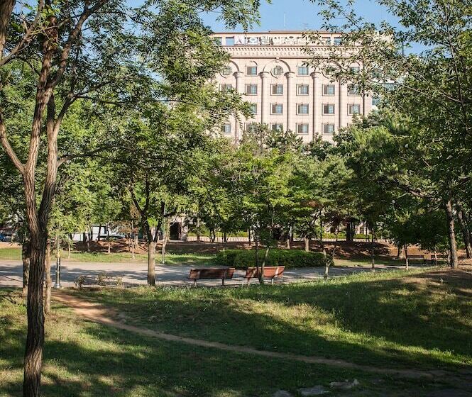 בית מלון כפרי Aura