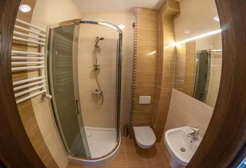 Hotelli E7