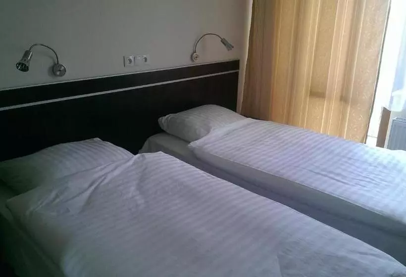 Hotelli E7