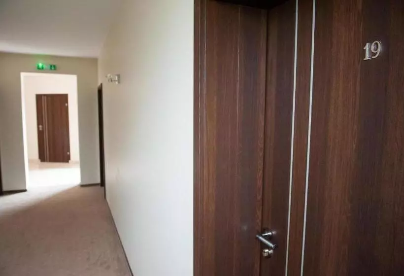 Hotelli E7