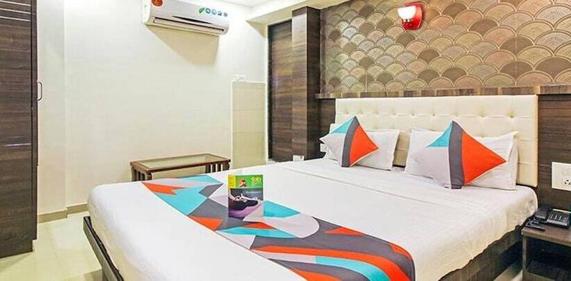 בית מלון כפרי Fabexpress Jogeshwari West