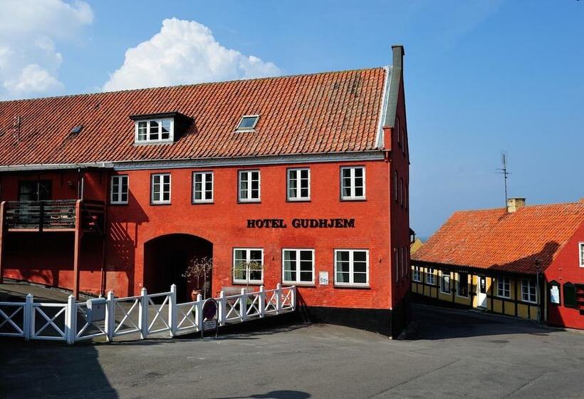 Hotel Gudhjem