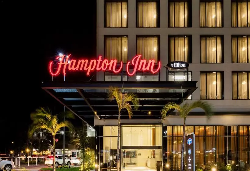 ホテル Hampton Inn By Hilton Cancun Cumbres