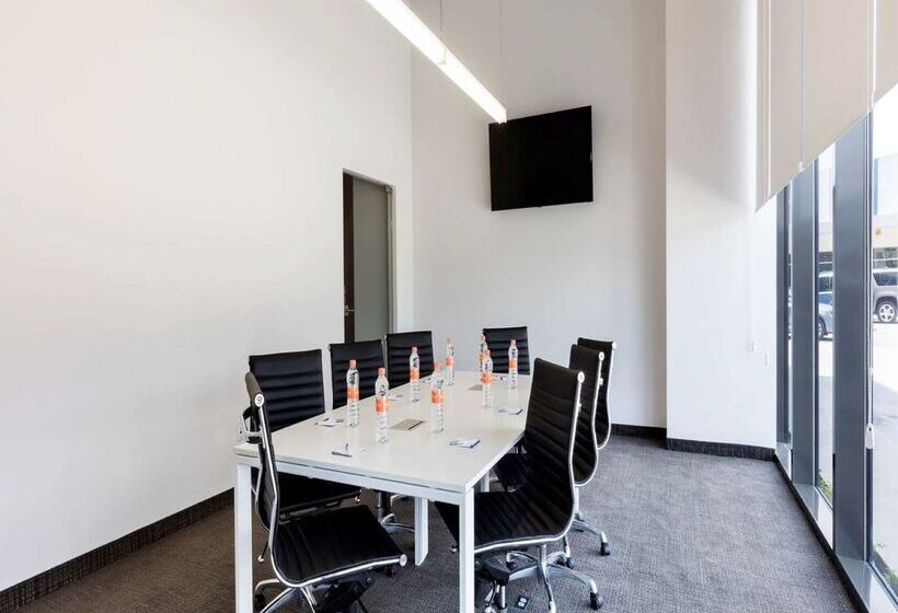 酒店 Hampton Inn By Hilton Cancun Cumbres