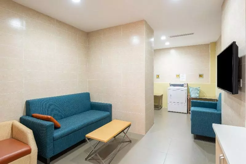 ホテル Holiday Inn Express Shanghai Pujiang, An Ihg