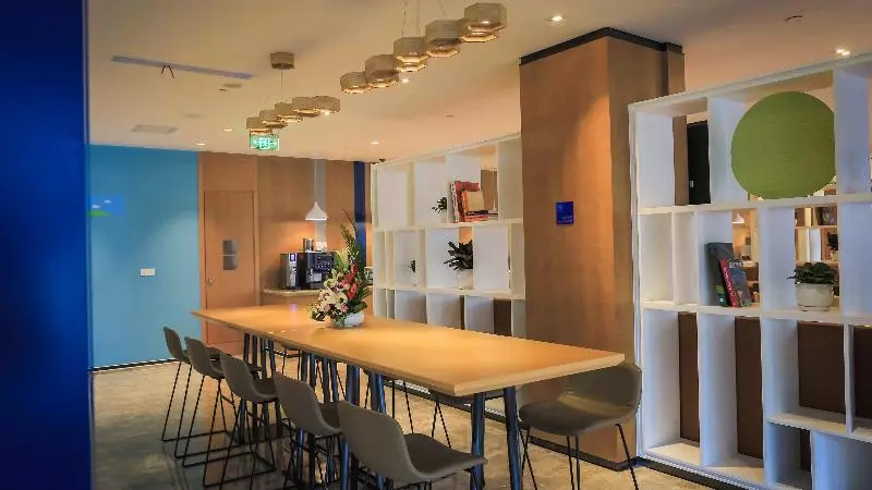 ホテル Holiday Inn Express Shanghai Pujiang, An Ihg