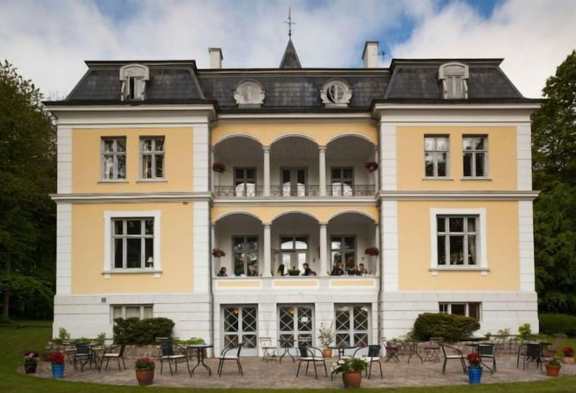 فندق Liselund Ny Slot