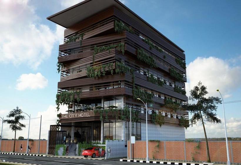 Отель The City