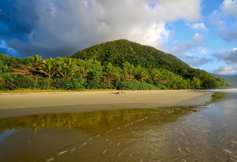 בית מלון כפרי Thornton Beach Bungalows