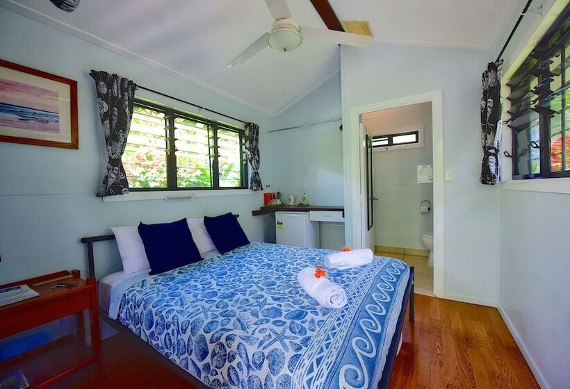 בית מלון כפרי Thornton Beach Bungalows