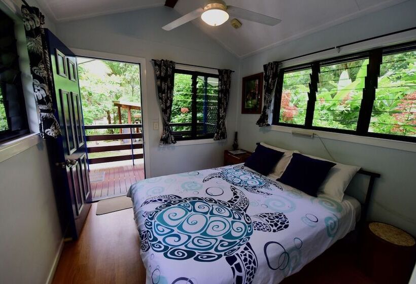 בית מלון כפרי Thornton Beach Bungalows